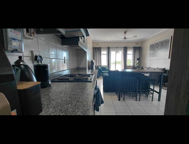 1 BEDROOM TOWNHOUSE FOR SALE IN ESSENWOOD